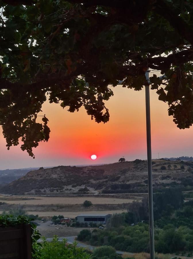Arodafni House. Unique Views And Amazing Sunsets. Kouklia Exterior photo