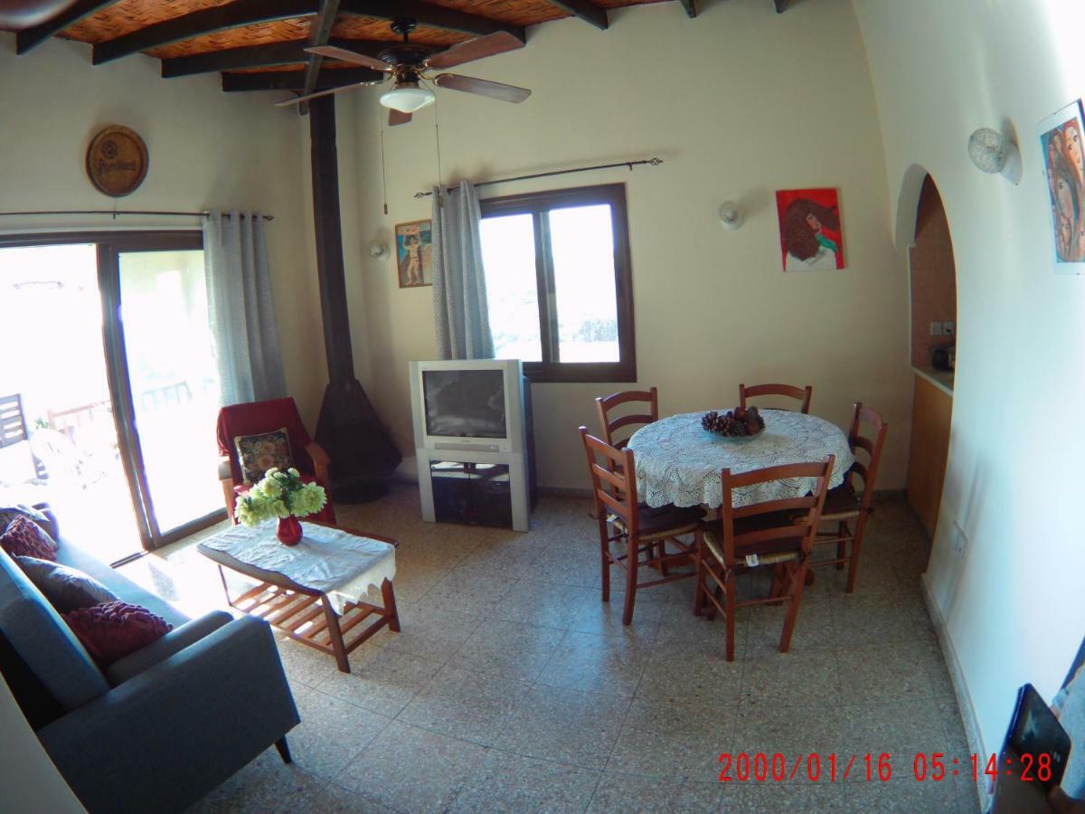 Arodafni House. Unique Views And Amazing Sunsets. Kouklia Exterior photo