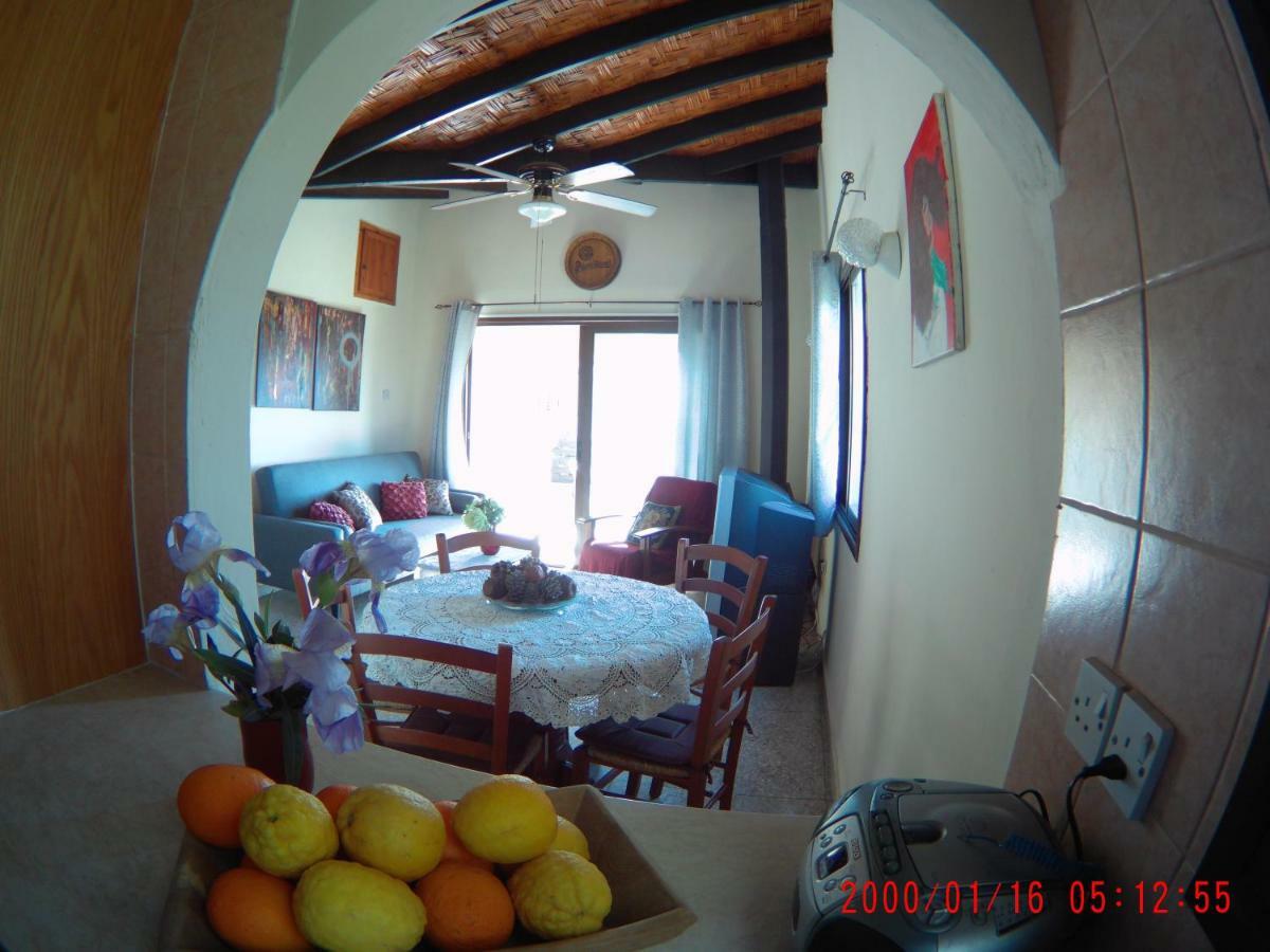 Arodafni House. Unique Views And Amazing Sunsets. Kouklia Exterior photo